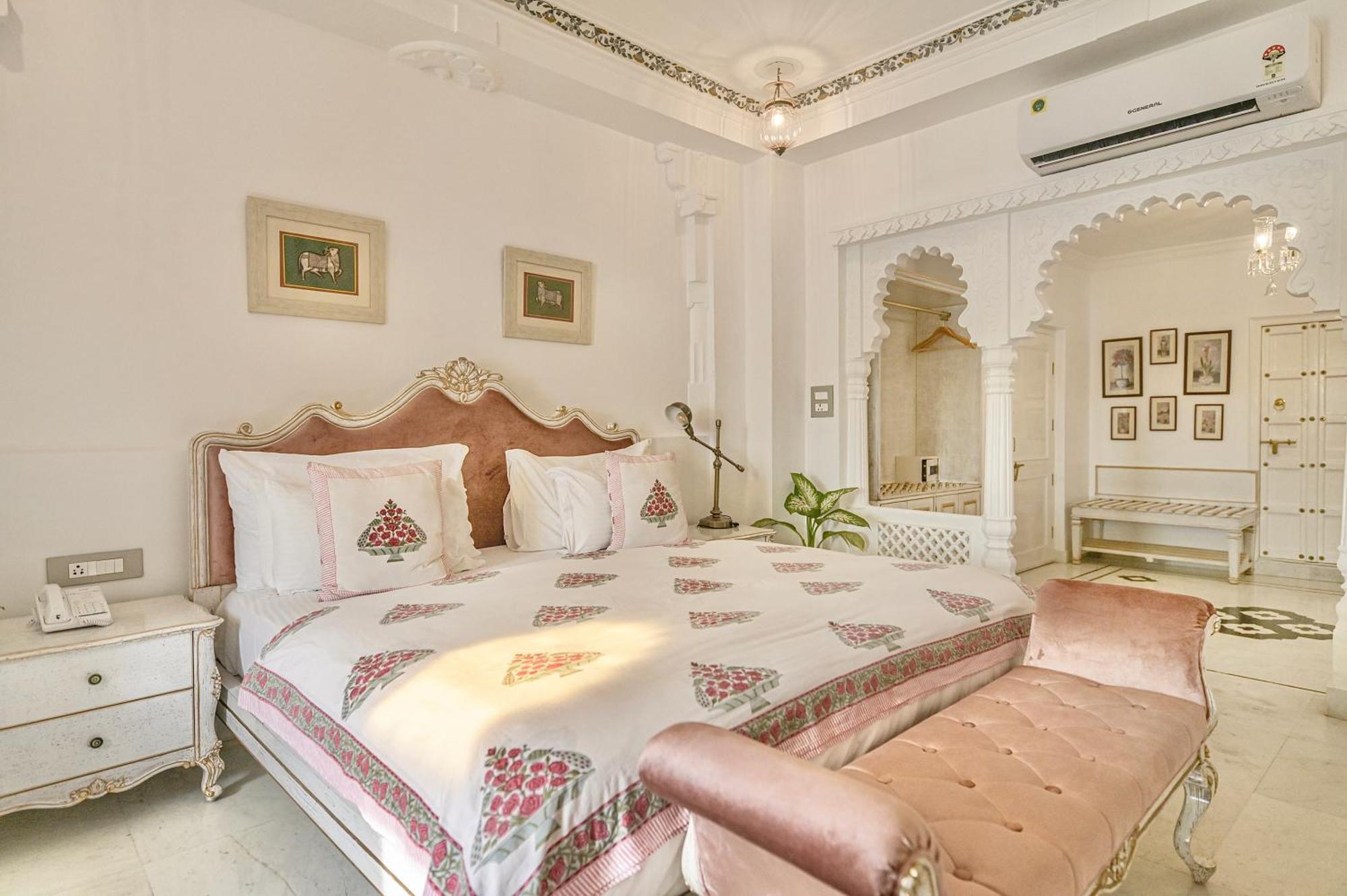 Jagat Niwas Palace Udaipur Exteriör bild