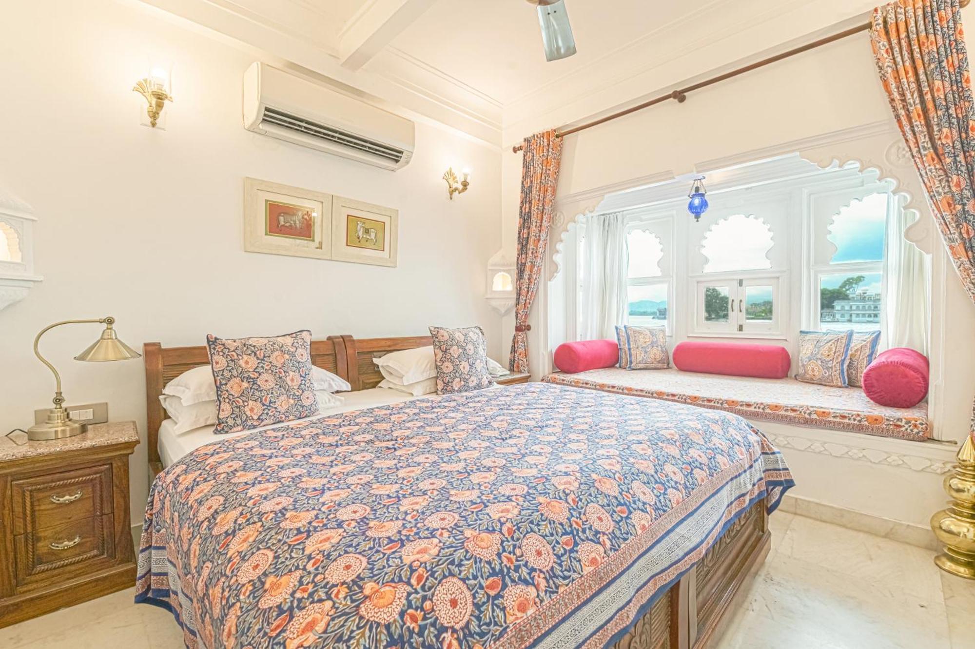Jagat Niwas Palace Udaipur Exteriör bild